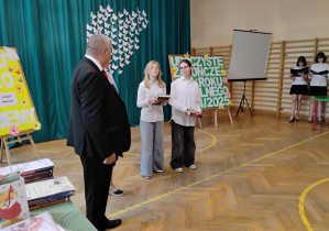 Nagrodzeni uczniowie klasy 7b.