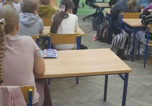 Zajęcia z edukacji prawnej w klasach 3a i 3b.
