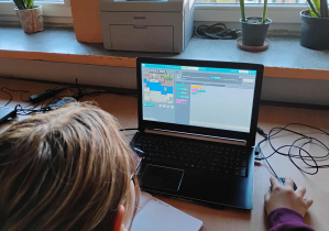 Kodowanie w klasach 5a i 5b.