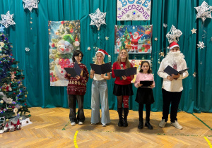 Świąteczne spotkanie międzykulturowe w klasach 4-8.