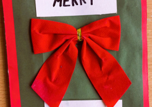 Kartka wykonana przez naszą uczennicę, która zdobyła 3 miejsce w międzyszkolnym konkursie językowo-plastycznym „Życzenia z różnych stron świata”