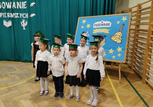 Uroczystość ślubowania klas 1. Klasa1b.