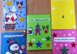 Kartki świąteczne w języku niemieckim wykonane przez uczniów klasy 7a.