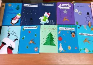 Kartki świąteczne w języku niemieckim wykonane przez uczniów klasy 8b.