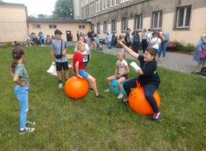 Piknik szkolny i otwarcie ogródka dydaktycznego